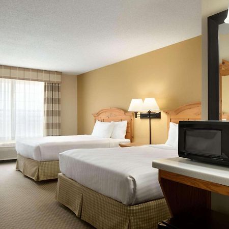 Country Inn & Suites By Radisson, Grinnell, Ia Экстерьер фото